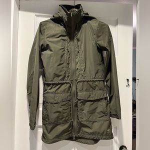 Women’s Mountain Hardwear Jacket Olive Green
